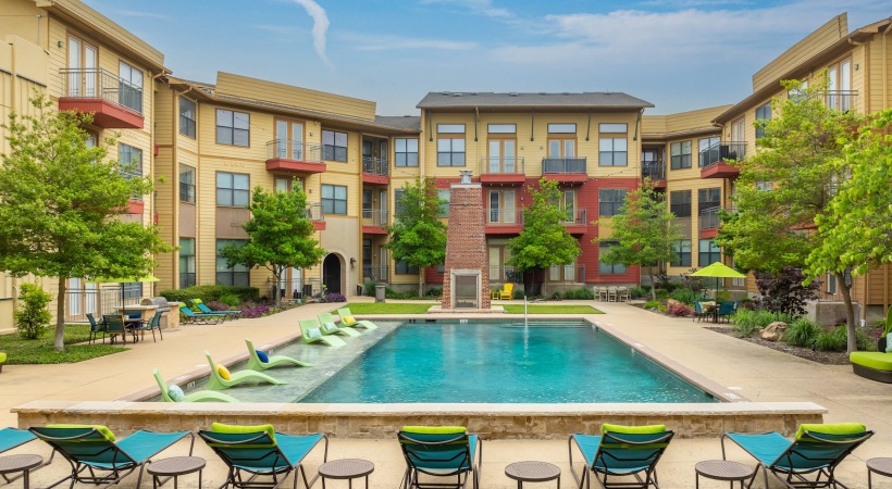 Resort Style Swimming Pool Resort Style Swimming Pool